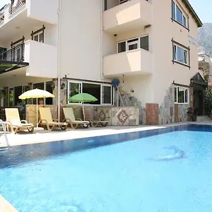 Barbaros Aparthotel